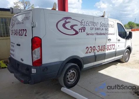 2015 Ford Transit-250 z USA, uszkodzony, nr VIN 1FTNR2ZM3FKA77052